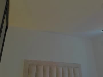 Iamjulian_ Chaturbate stream image from November 20, 2025