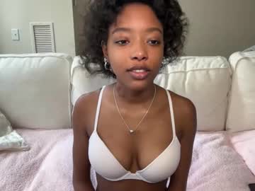 Cuntyanna Chaturbate stream image from November 20, 2025