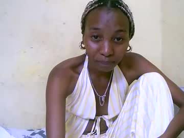 Elisa689549 Chaturbate stream image from November 20, 2025