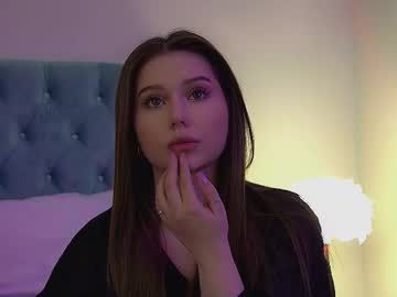 Dianabecker Chaturbate stream image from November 20, 2025