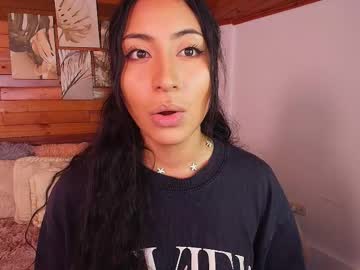 Amber_Curly Chaturbate stream image from November 20, 2025
