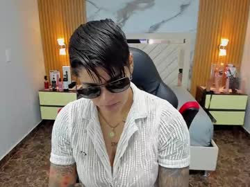 Karolandluna Chaturbate stream image from November 20, 2025