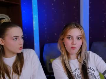 Luna_Tin Chaturbate stream image from November 20, 2025