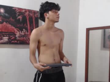 Alice_Julls Chaturbate stream image from November 20, 2025