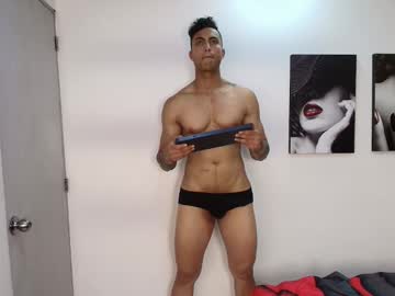 Clay_Brown Chaturbate stream image from November 20, 2025
