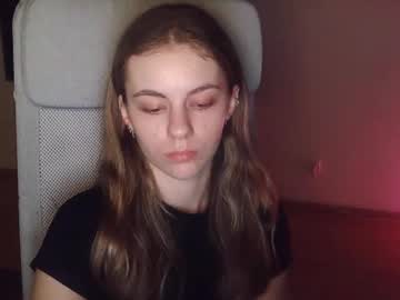 Ariacreazy Chaturbate stream image from November 20, 2025