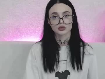 Tayaavis Chaturbate stream image from November 20, 2025