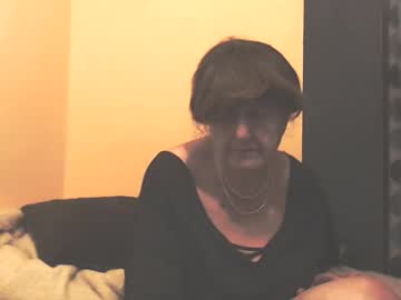 Wildredcat Chaturbate stream image from November 20, 2025