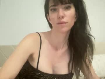 Chloeclarris Chaturbate stream image from November 20, 2025