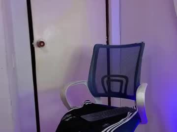 Dylanstonne1 Chaturbate stream image from November 21, 2025