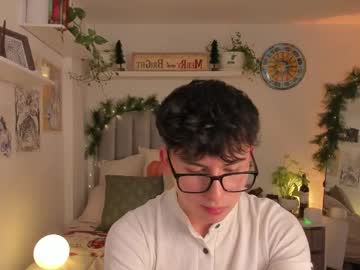 Aidan_Hale Chaturbate stream image from November 21, 2025