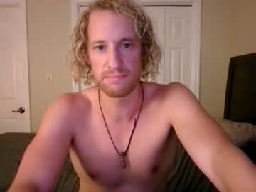 Bookandbrawn Chaturbate stream image from November 21, 2025