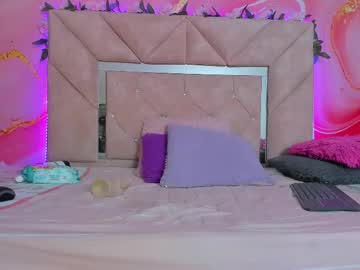 Mia__Blaze_ Chaturbate stream image from November 21, 2025