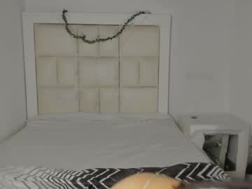 Burble_Js Chaturbate stream image from November 21, 2025