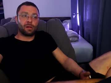 Casual_Chris Chaturbate stream image from November 21, 2025