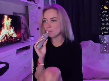 Mary_Romance Chaturbate stream image from November 21, 2025