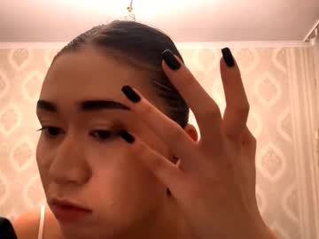 Antonettamarinelli Chaturbate stream image from November 21, 2025