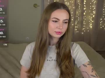 Jackiemoonn Chaturbate stream image from November 21, 2025