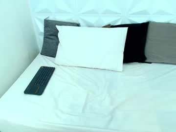 Kiara_Johnsonn Chaturbate stream image from November 21, 2025