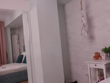 Leylagracey Chaturbate stream image from November 21, 2025