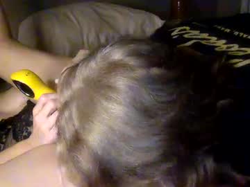 Mrandmrsredfoxx Chaturbate stream image from November 21, 2025