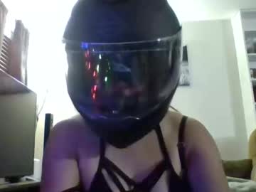 Sexualsurrender69 Chaturbate stream image from November 21, 2025