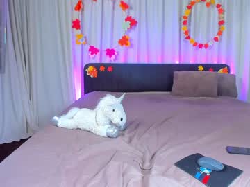 Jesikalooove Chaturbate stream image from November 21, 2025