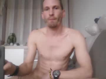 Rezik34cz Chaturbate stream image from November 21, 2025