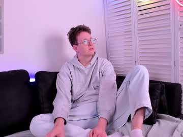 Teddy_Parker Chaturbate stream image from November 21, 2025