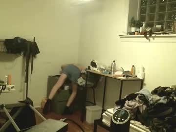 Vyeletskyes Chaturbate stream image from November 21, 2025