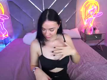 Blacksilkqueen Chaturbate stream image from November 21, 2025