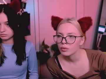 Miki_Ti Chaturbate stream image from November 21, 2025