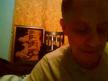 Kevnart Chaturbate stream image from November 21, 2025