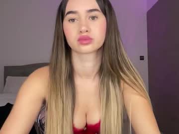 Olivialopezz Chaturbate stream image from November 21, 2025