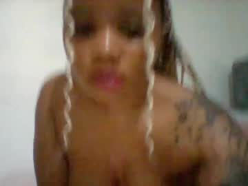 Pretynatasha Chaturbate stream image from November 21, 2025