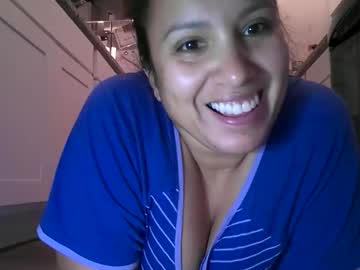 Annie23mal Chaturbate stream image from November 21, 2025