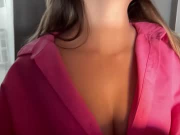 Iconicart Chaturbate stream image from November 21, 2025