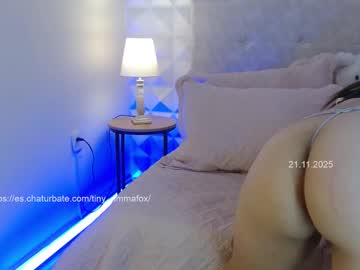 Tiny_Emmafox Chaturbate stream image from November 21, 2025
