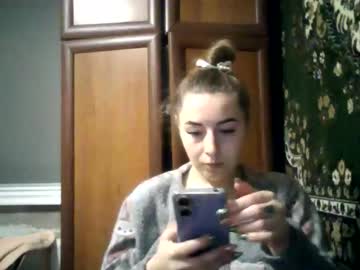 Jennamolberty Chaturbate stream image from November 21, 2025
