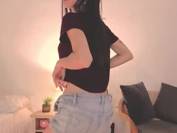 Liaaa___ Chaturbate stream image from November 21, 2025