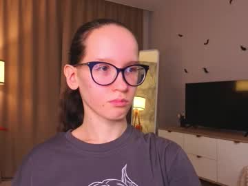 Lynettebails stream image from November 21, 2025