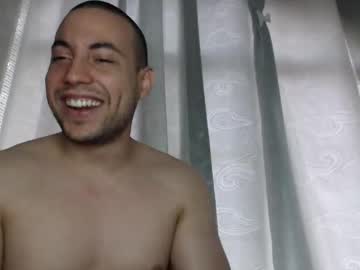 Armando_2002 Chaturbate stream image from November 21, 2025
