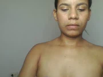 Lineichun1708 Chaturbate stream image from November 21, 2025