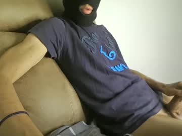 Alphafindomhot Chaturbate stream image from November 21, 2025