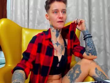 Kennyandsellena Chaturbate stream image from November 21, 2025