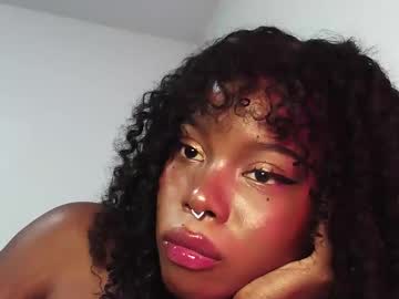 Sparklingsoleil Chaturbate stream image from November 21, 2025