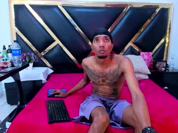 Caroyandy3 Chaturbate stream image from November 21, 2025