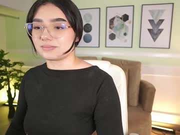 Emilyturnerx Chaturbate stream image from November 21, 2025