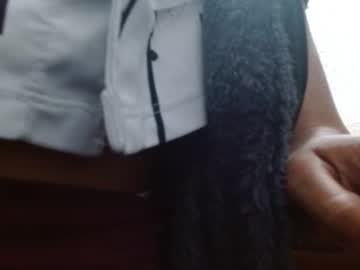 Kiiara_Browm Chaturbate stream image from November 21, 2025