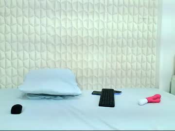 Violeta_Damore Chaturbate stream image from November 21, 2025